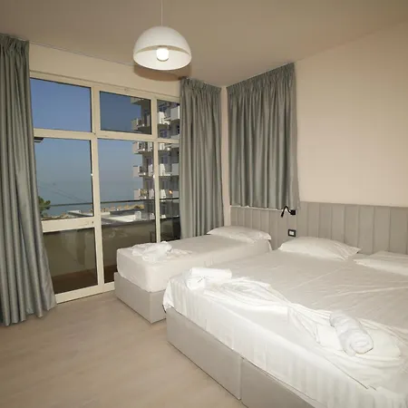 Sunset Hotel Škalngur
